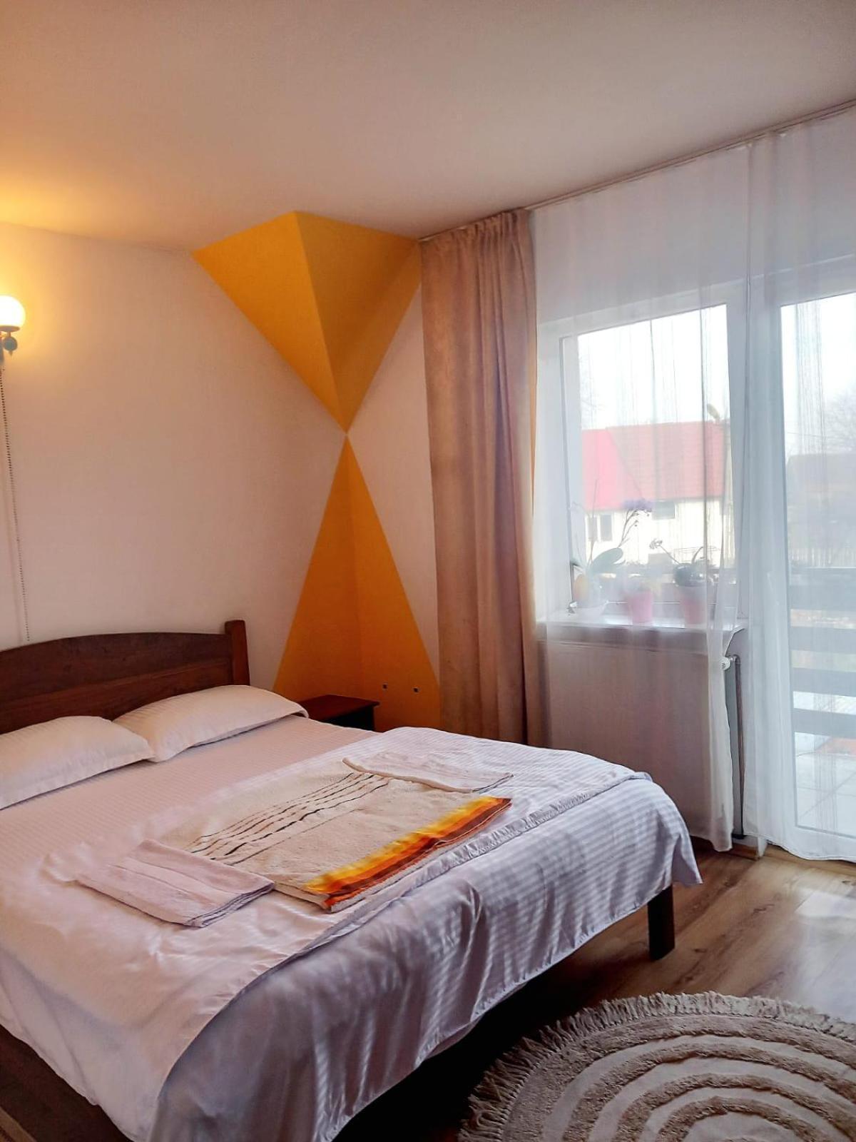 Apartmán Edelweiss Ilinca Zărneşti Exteriér fotografie